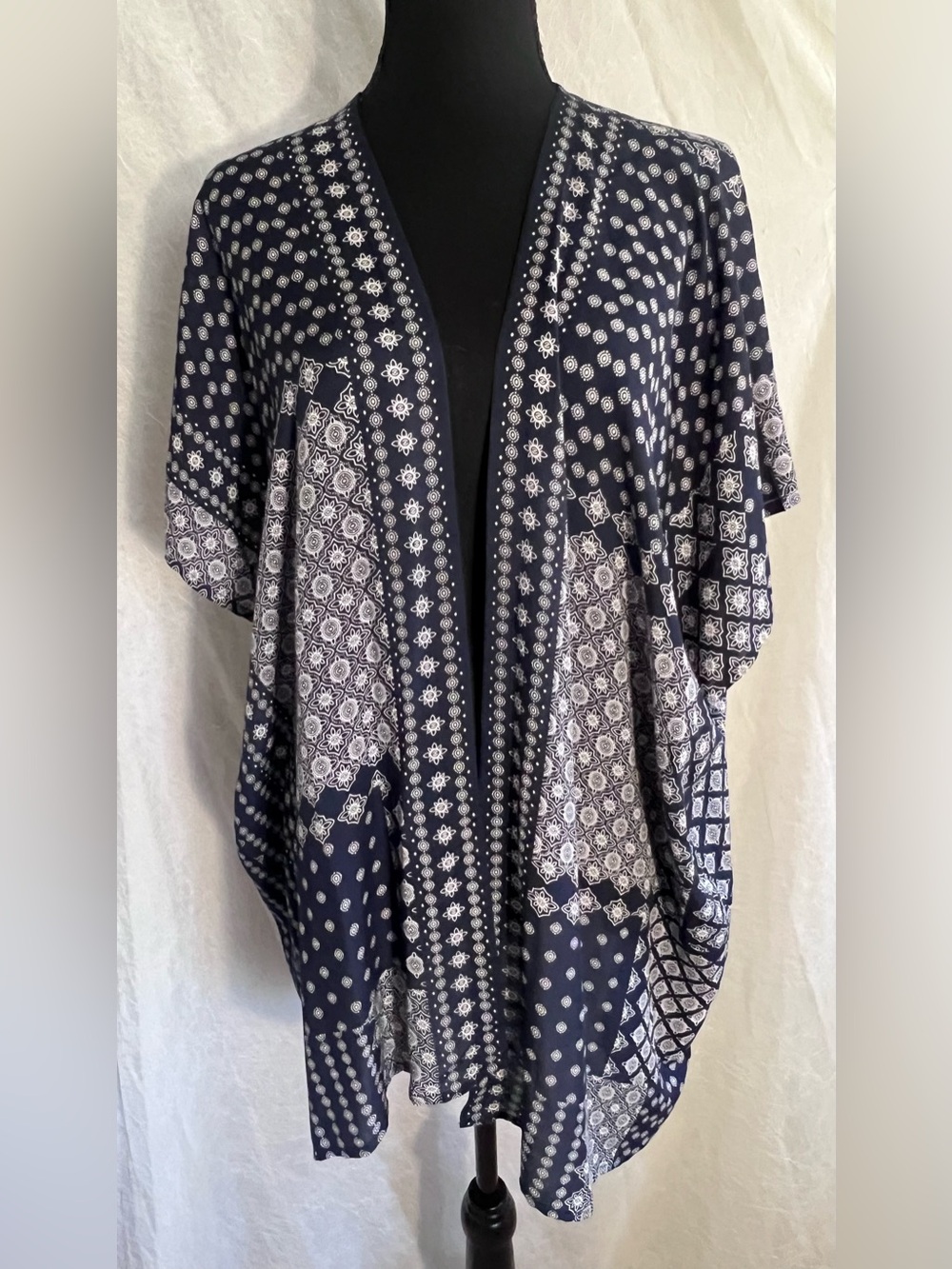 LOFT Navy and White Floral Bandana Print Top